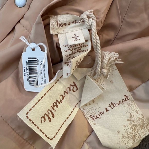 Hem & Thread Reversible Color Block Puffer Vest - Picture 7 of 15